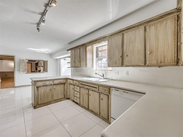 3024 Middlesex Drive, Oklahoma City, OK 73120