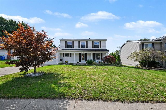 1176 Meadowood Drive, Waterford, MI 48327
