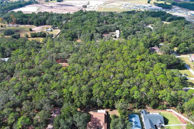 37600 ROLLING ACRES ROAD, Lady Lake, FL 32159