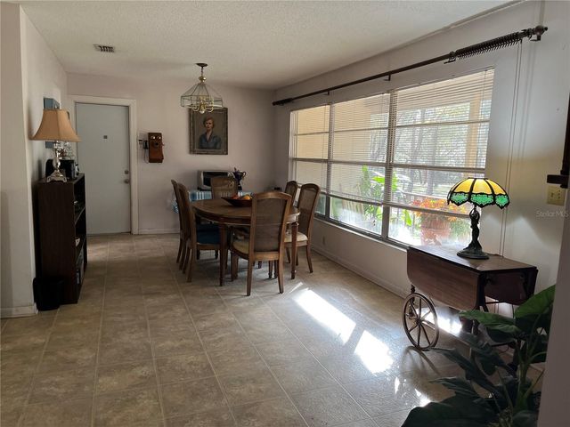 37600 ROLLING ACRES ROAD, Lady Lake, FL 32159