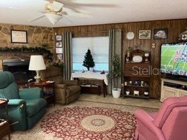 37600 ROLLING ACRES ROAD, Lady Lake, FL 32159