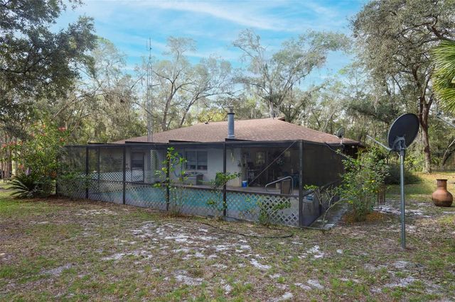 37600 ROLLING ACRES ROAD, Lady Lake, FL 32159