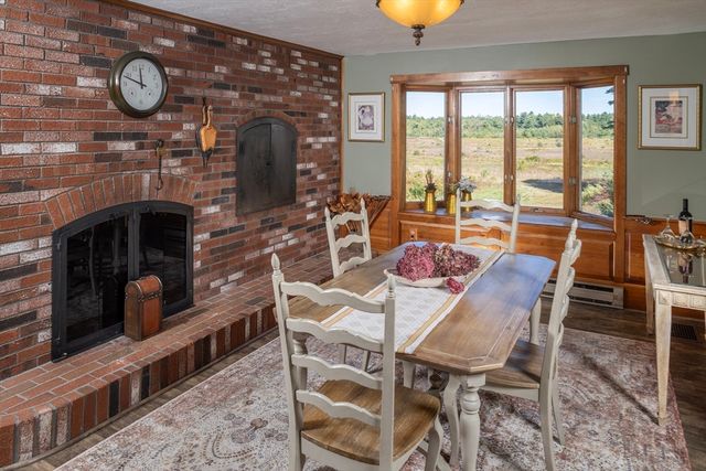 25 Dukes Brook Road, Plympton, MA 02367