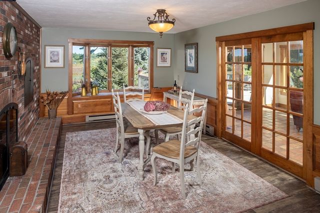 25 Dukes Brook Road, Plympton, MA 02367