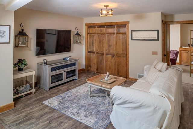 25 Dukes Brook Road, Plympton, MA 02367