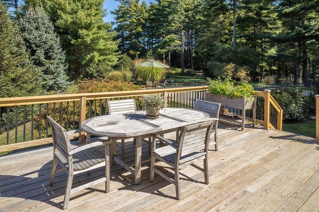 25 Dukes Brook Road, Plympton, MA 02367