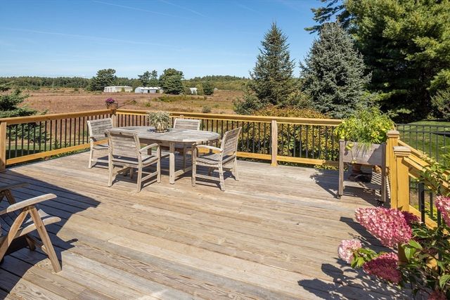 25 Dukes Brook Road, Plympton, MA 02367