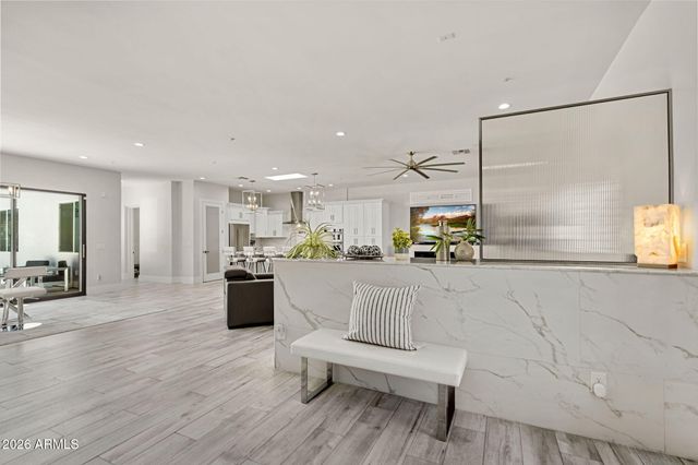 13613 N 76th Street 68, Scottsdale, AZ 85260