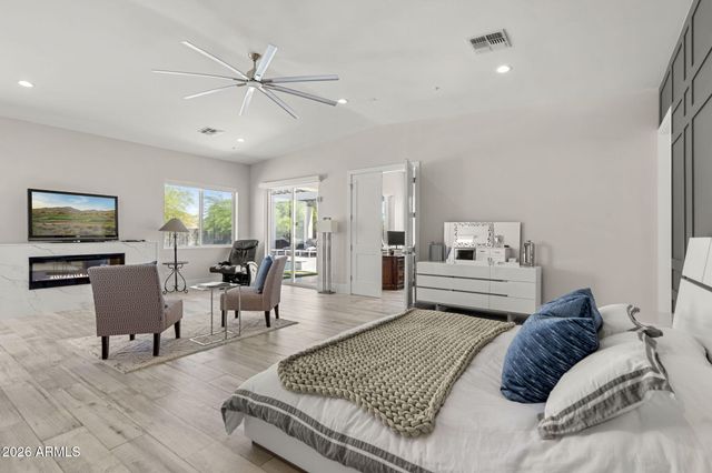 13613 N 76th Street 68, Scottsdale, AZ 85260