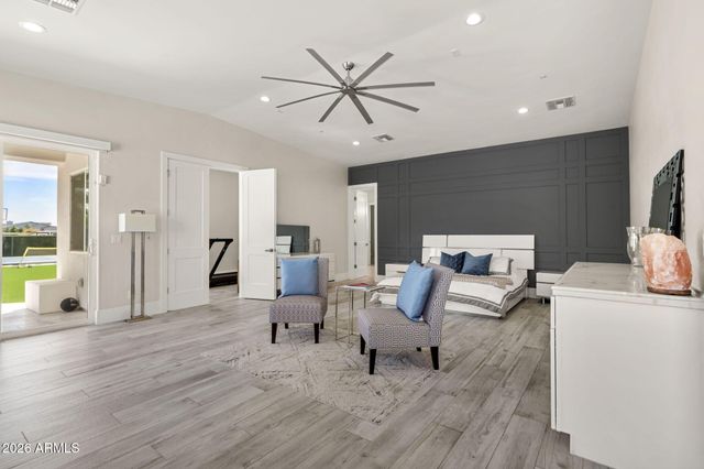 13613 N 76th Street 68, Scottsdale, AZ 85260