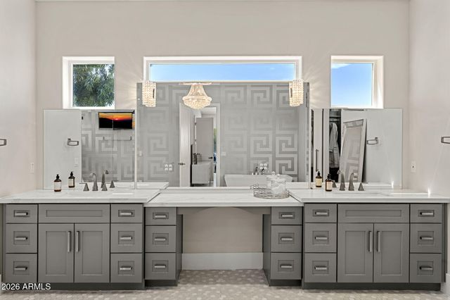 13613 N 76th Street 68, Scottsdale, AZ 85260