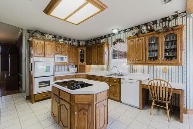 130 Blazek Road, Alma, TX 75119