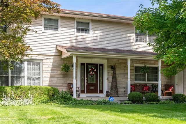 3796 Saint Andrews Drive, Fairborn, OH 45324