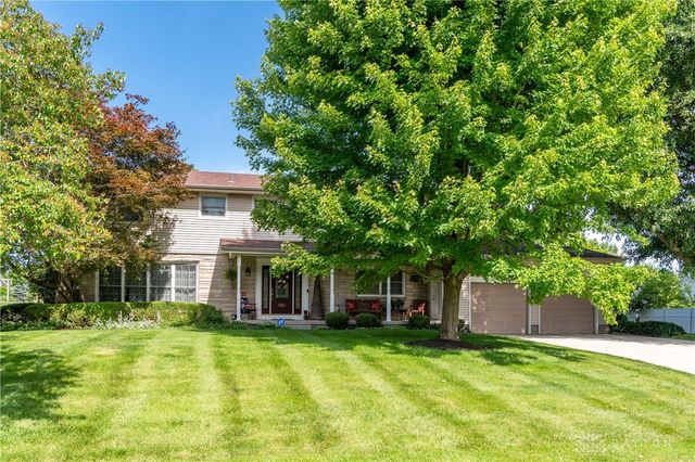 3796 Saint Andrews Drive, Fairborn, OH 45324