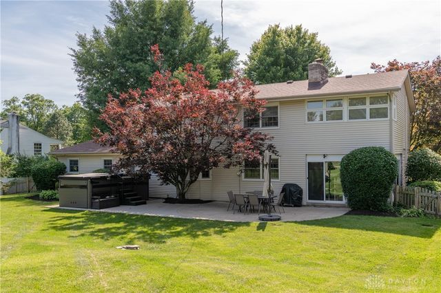 3796 Saint Andrews Drive, Fairborn, OH 45324