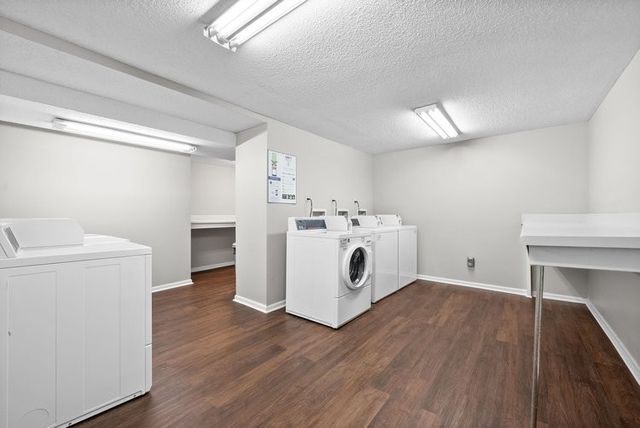300 Greenwood Ave, Clarksville, TN 37040