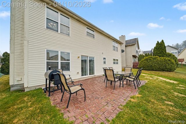 3005 Talon Circle, Orion Charter Township, MI 48360