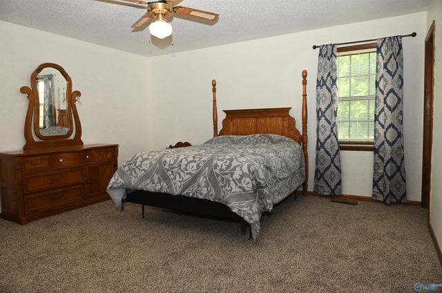 203 Hannah Avenue SE, Attalla, AL 35954