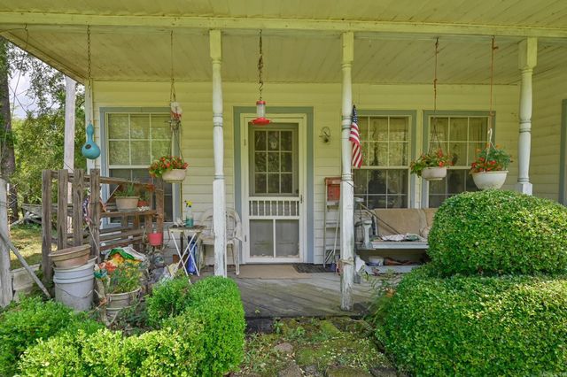 103 Pine Hollow Lane, Mena, AR 71953