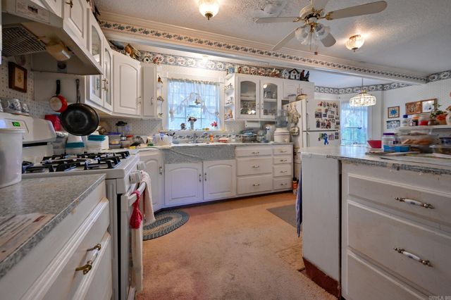 103 Pine Hollow Lane, Mena, AR 71953