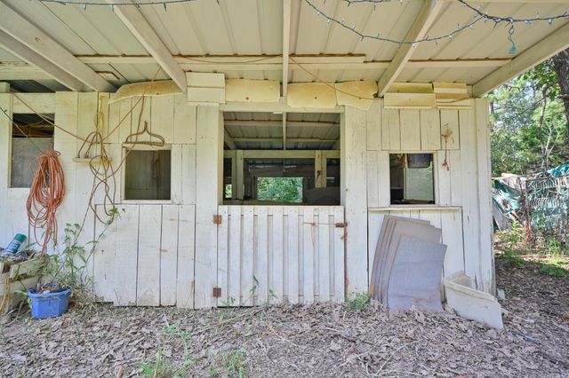 103 Pine Hollow Lane, Mena, AR 71953