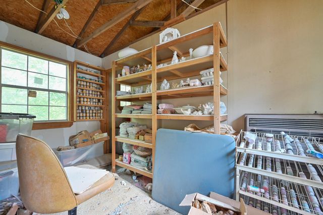103 Pine Hollow Lane, Mena, AR 71953
