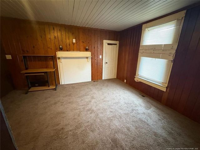 232 B Street, Fayetteville, NC 28301