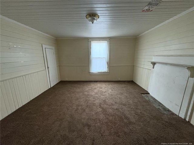 232 B Street, Fayetteville, NC 28301