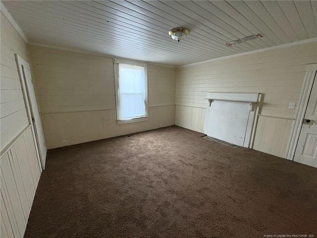 232 B Street, Fayetteville, NC 28301