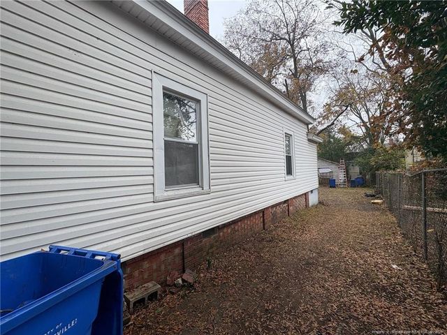 232 B Street, Fayetteville, NC 28301