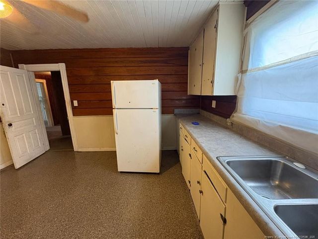 232 B Street, Fayetteville, NC 28301