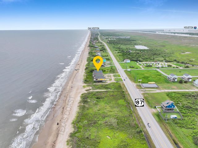1706 Highway 87, Gilchrist, TX 77617