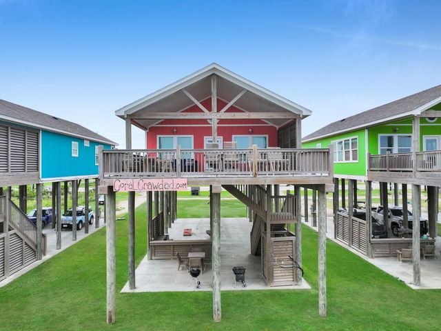 1706 Highway 87, Gilchrist, TX 77617
