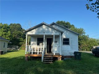 608 Lee Street, Burlington, NC 27217