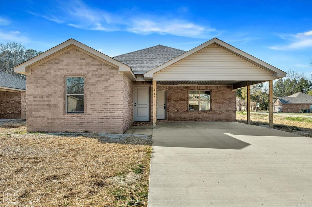 100 Weston Cove, Brookland, AR 72417