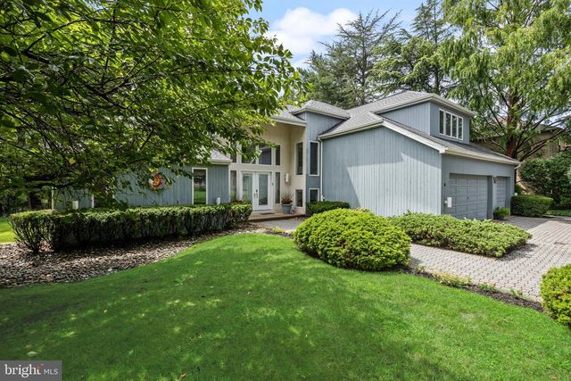 19 BUNNING DR, Voorhees, NJ 08043