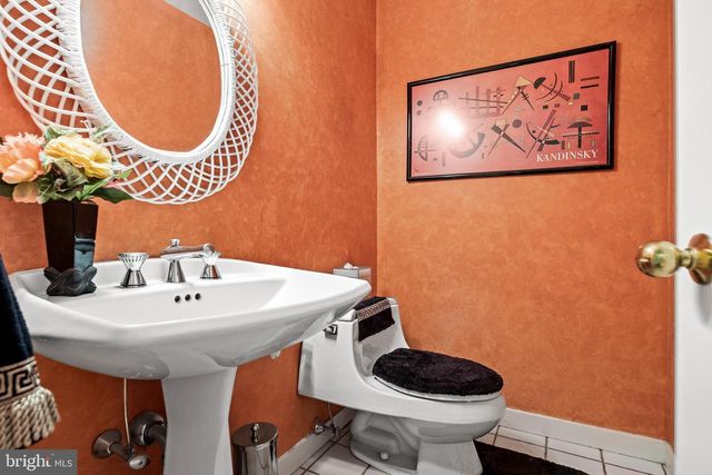 19 BUNNING DR, Voorhees, NJ 08043