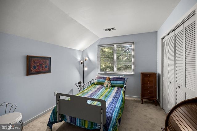 19 BUNNING DR, Voorhees, NJ 08043