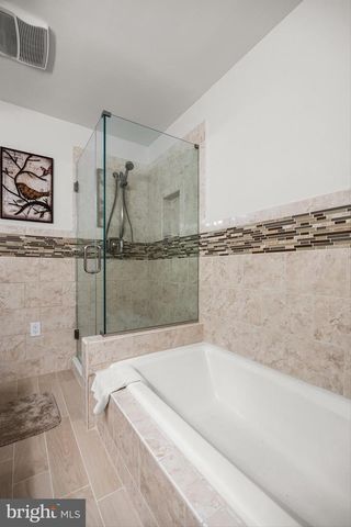 19 BUNNING DR, Voorhees, NJ 08043
