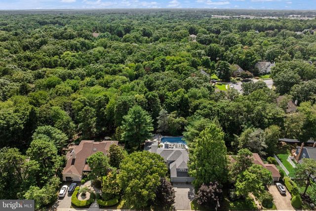 19 BUNNING DR, Voorhees, NJ 08043