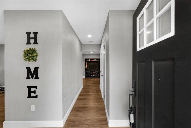 801 NW 40th St, Lawton, OK 73505