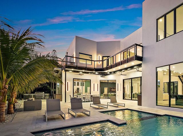 706 Lakeside Circle, North Palm Beach, FL 33408