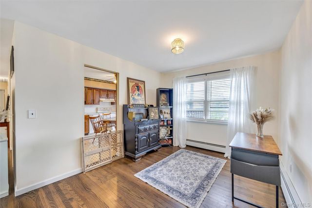 612 Vine Street, Babylon, NY 11702