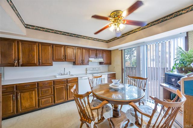 612 Vine Street, Babylon, NY 11702