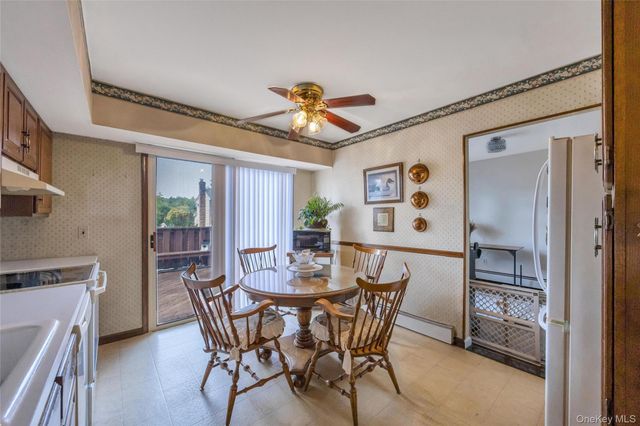612 Vine Street, Babylon, NY 11702