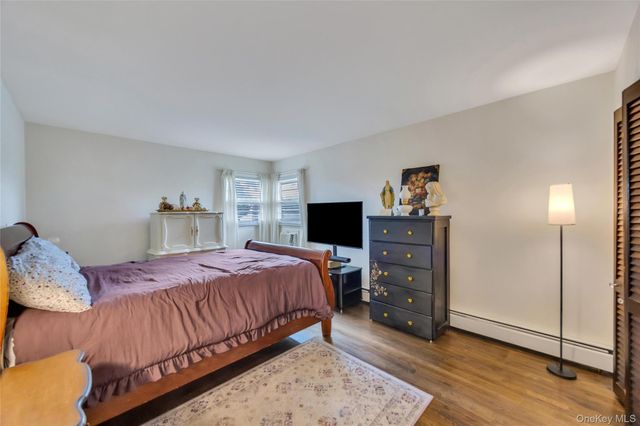 612 Vine Street, Babylon, NY 11702