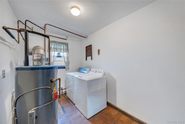 612 Vine Street, Babylon, NY 11702