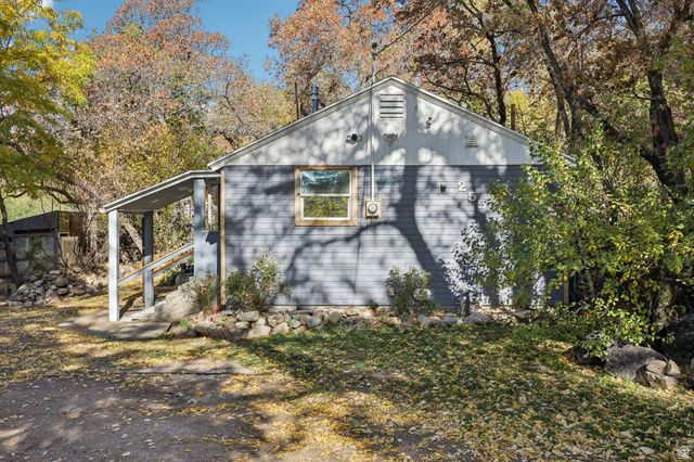 255 E 100 N, Willard, UT 84340