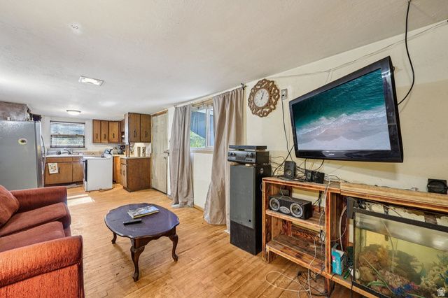 255 E 100 N, Willard, UT 84340