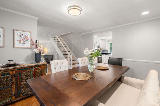 7 Lamphere Cir, Framingham, MA 01701